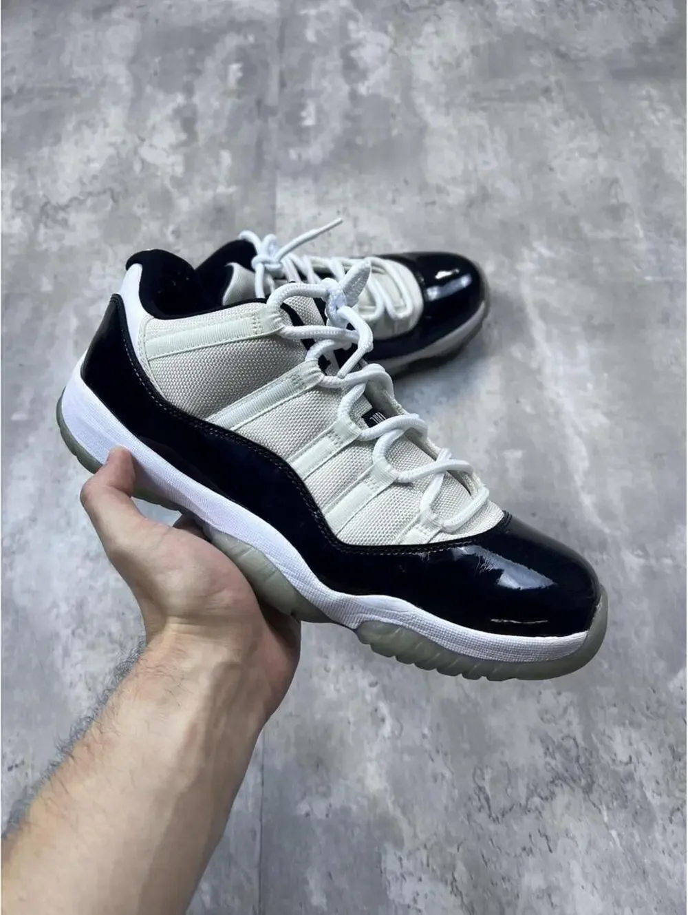 Air Jordan 11 Retro Concord XI Basketball Shoes Size 10.5